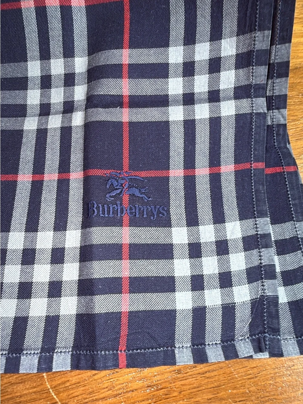 Burberrys Navy and Red Plaid Cotton Handkerchief